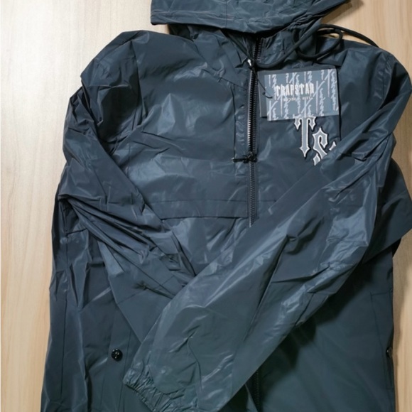 Trapster windbreaker - Picture 3 of 3